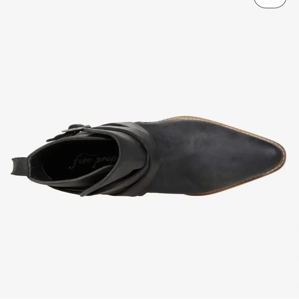 FREE PEOPLE Leather Booties